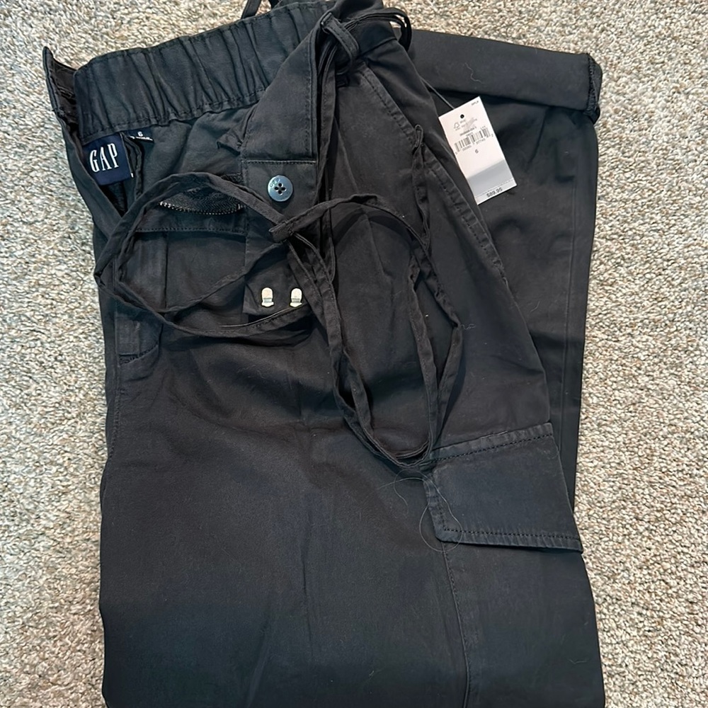 Hi rise pleated cargo pants